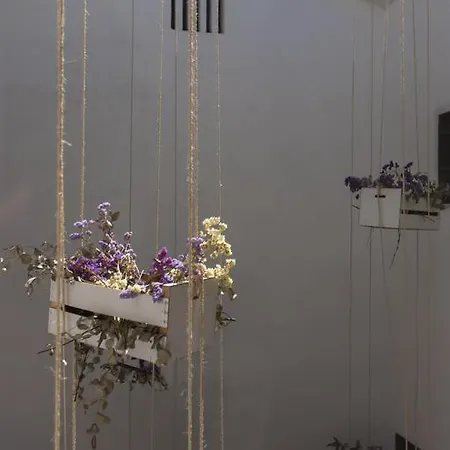 Montjuic Boutique Отель Жирона