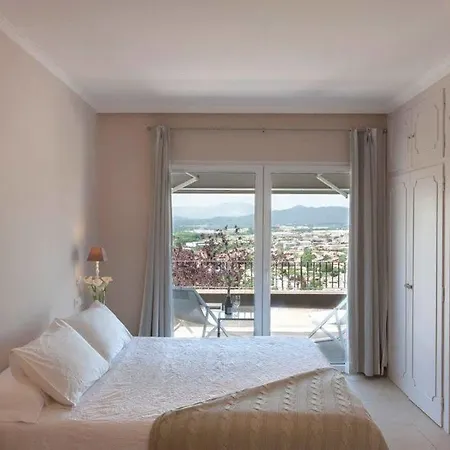 Montjuic Boutique Отель Жирона