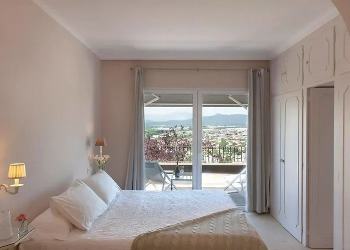 Montjuic Boutique Hotel Gerona