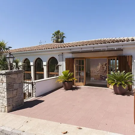 Montjuic Boutique Отель 4*