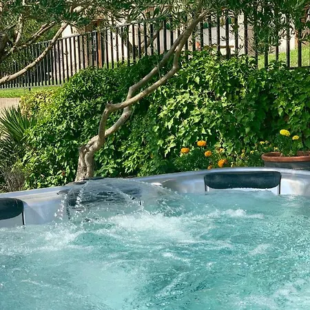 Отель Montjuic Boutique 4*