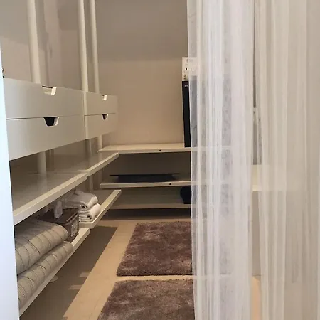 Montjuic Boutique 4* Жирона